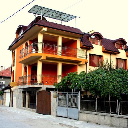 ולינגראד Guest House Stelia מראה חיצוני תמונה